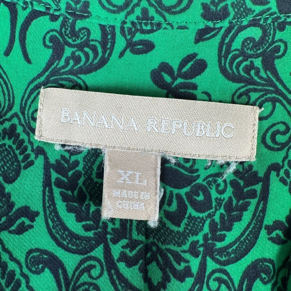 Banana Republic Green Sleeveless Blouse with Mandarin Collar - Picture 10 of 10